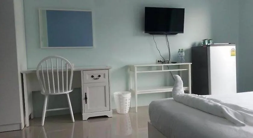 Kim Lung Airport Hotel Patong 3*, Nai Yang