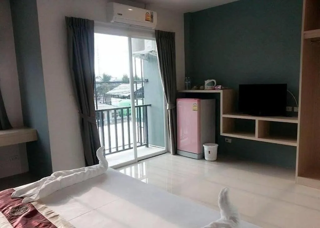 Kim Lung Airport Hotel Patong 3*, Nai Yang
